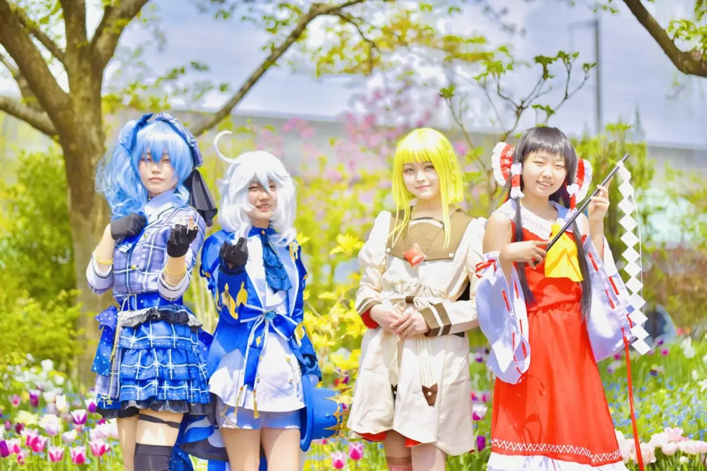 Karya editorial FrameNoSekai